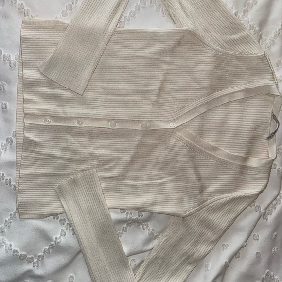Abercrombie & Fitch Cream Ribbed Cardigan - Picture 3 of 7
